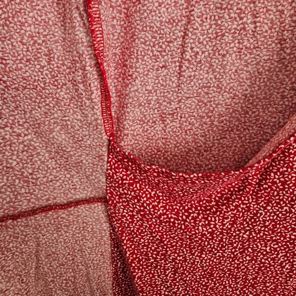 Hollister California - Size M - Made in Turkey - Red & White Floral Dress - Picture 9 of 12